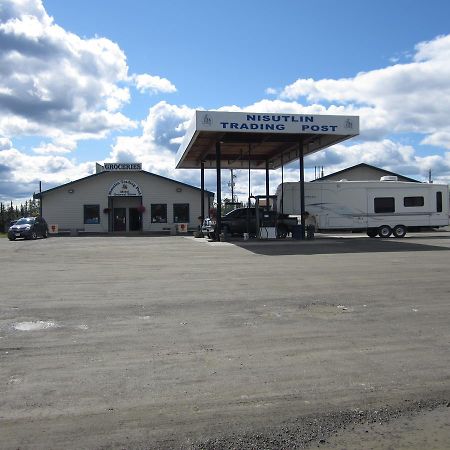 Nisutlin Trading Post Motel Teslin Dış mekan fotoğraf