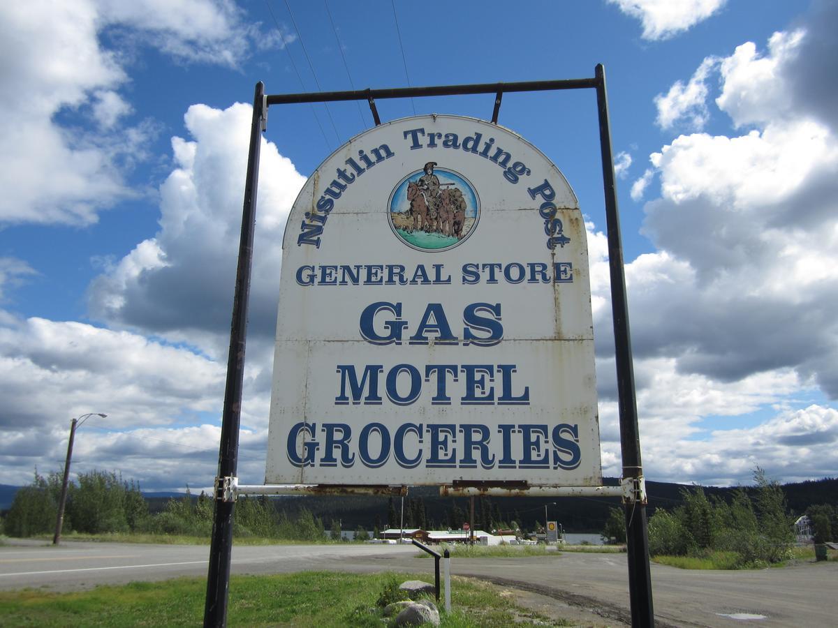 Nisutlin Trading Post Motel Teslin Dış mekan fotoğraf