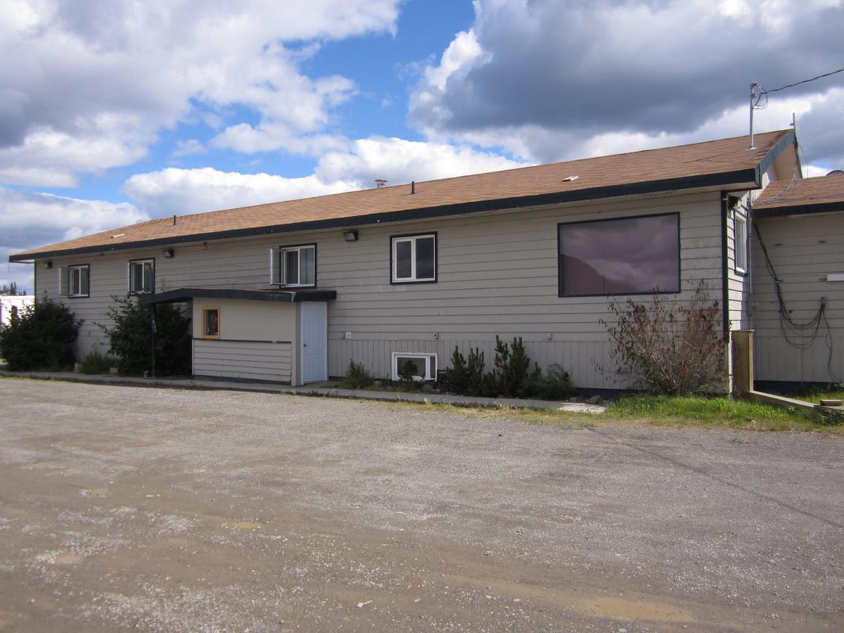 Nisutlin Trading Post Motel Teslin Dış mekan fotoğraf